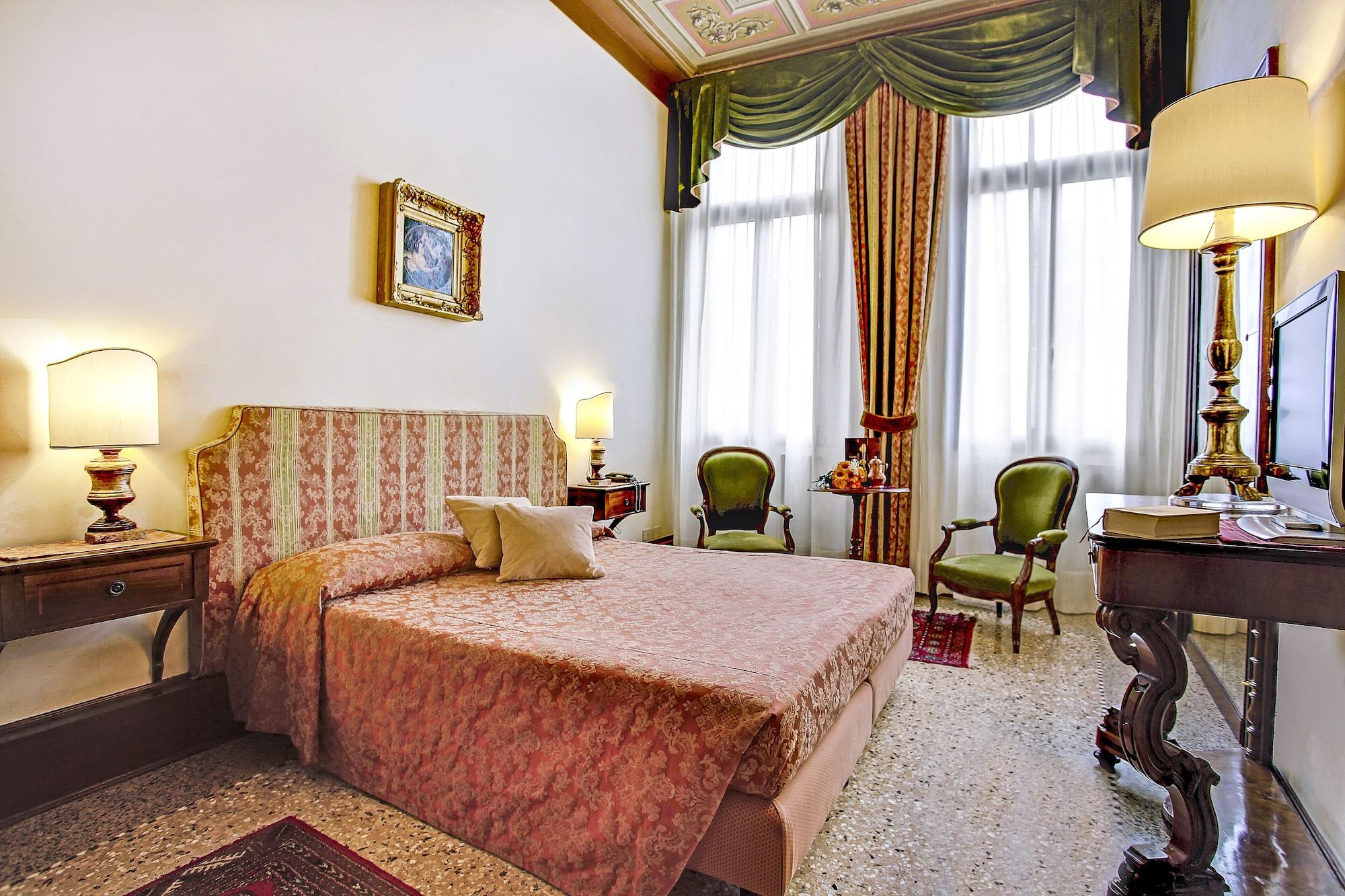 Pensión Palazzo Schiavoni Residenza D'epoca & Suite-apartments 3*
